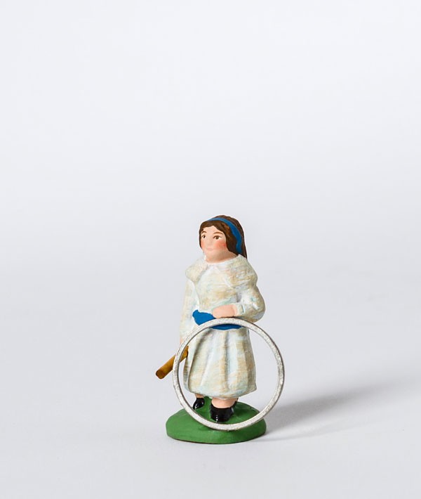 Santon petite fille au cerceau