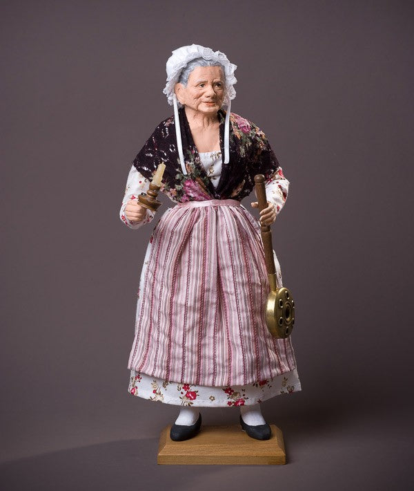 Santon La femme à la bassinoire